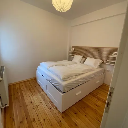 Modern, Centrally Located Thessaloniki